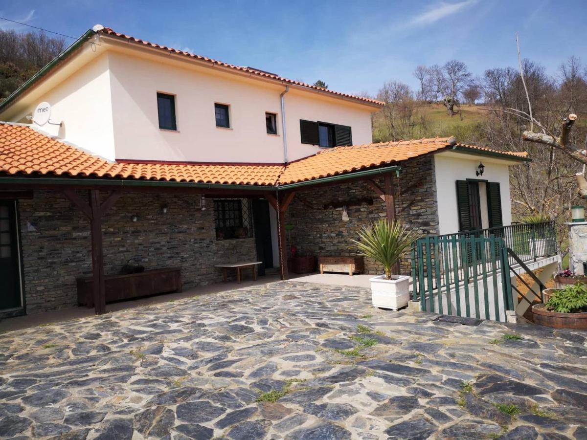 Alojamento Local Madre De Cima Vinhais Exterior foto